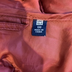 UNIQLO kids ダウンジャケットの画像