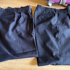 中学校制服男子
ズボン2枚　Mサイズ