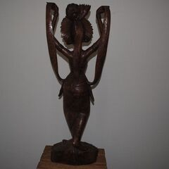 [1016] インドネシア バリ島 女性像 木彫 置物 アンティーク 工芸品の画像