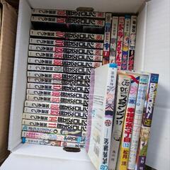 【値下げ】進撃の巨人、頭文字Dなど漫画、本など100冊以上の画像