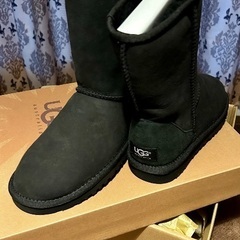 新品UGGアグブーツ女性子供靴　再値下げしましたの画像