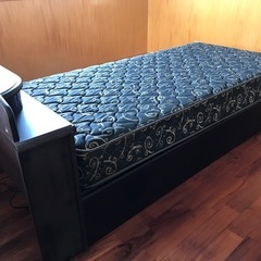 シングルベッドの画像