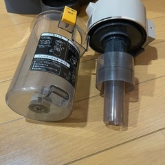 SHARP ふとん掃除機の画像