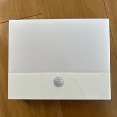 カインズ　持ち運べるあかりLEDセンサーライト　薄型