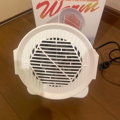WARM WIND MACHINE 400W/600W ミニファンヒーター　暖房の画像