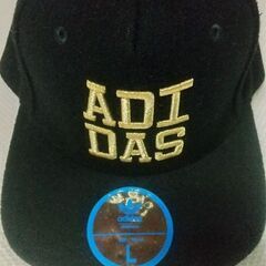 adidasのキャップ（未使用）size60㌢