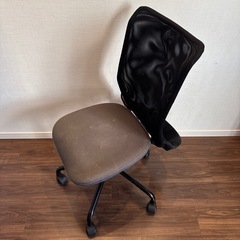 【無料】IKEAデスク用チェア