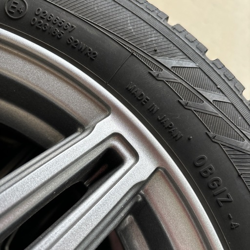 『お取引先決定』NISSANデイズ スタットレスタイヤ、ホイールセット