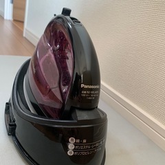 Panasonicコードレスアイロンとアイロン台セット  の画像