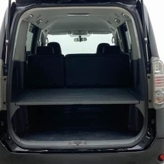 自己破産・任意整理のご経験がある方でも🚗🚘　トヨタ ヴォクシーの画像