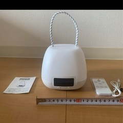 【早めに売却希望】シンプル 充電式 デジタル時計付き LEDランタン