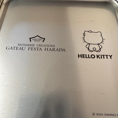 【限定品】サンリオ×ガトーフェスタハラダ 空き缶　小物入れ　クッキー缶　　キティ　ばつ丸　ハローキティ　バッドばつ丸の画像