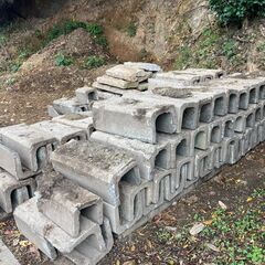 U字溝　水路　溝　コンクリート
