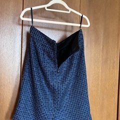 バナナリパブリック　スカートの画像