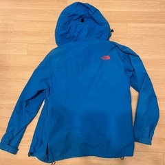 North faceノースフェイス　元値3万マウンテンパーカーの画像