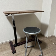 昇降デスク　パイプ椅子セット
