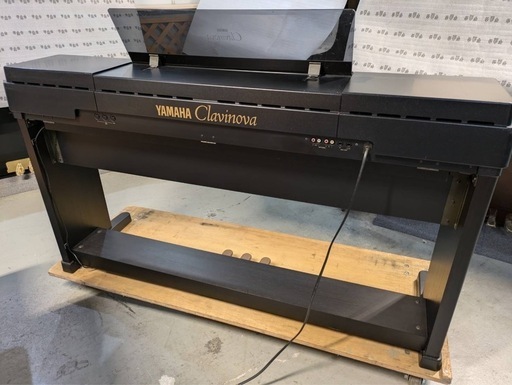 YAMAHA　クラビノーバ CLP560