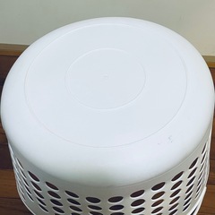 年内処分‼️洗濯カゴ〈お取引中…〉の画像