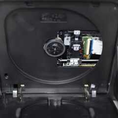 中古良品 グリーンハウス GH-PBD14A 14型ワイド液晶ポータブルブルーレイプレーヤーの画像