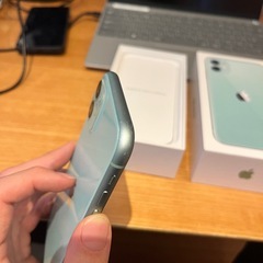 iPhone 11 128GB 箱付きの画像