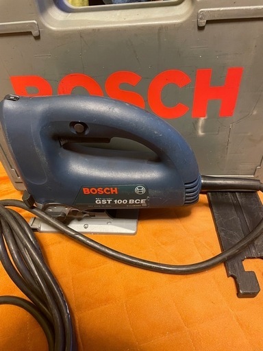 BOSCH ボッシュ GST100BCE 電子スーパージグソー 電動ノコギリ 切断機 100V 電動工具 DIY ケース付