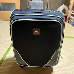 スーツケースの画像