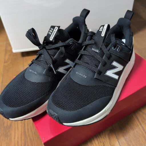 新品new balance製シューズ UA900
