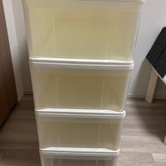 衣装ケースの画像