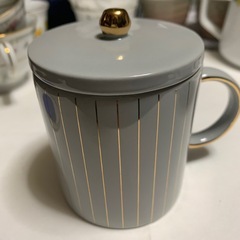 新品　フランフラン蓋付きカップ