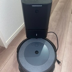 ロボット掃除機　ルンバi3+の画像