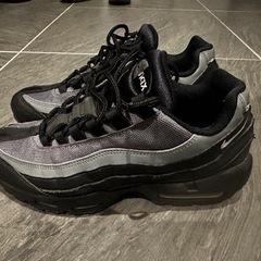 NIKE エアマックス95 黒
