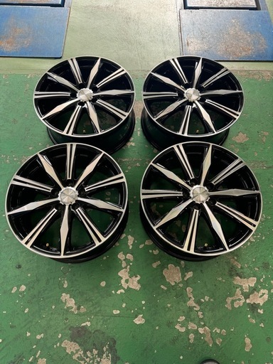 ブリヂストン　バルミナ　　18インチホイール