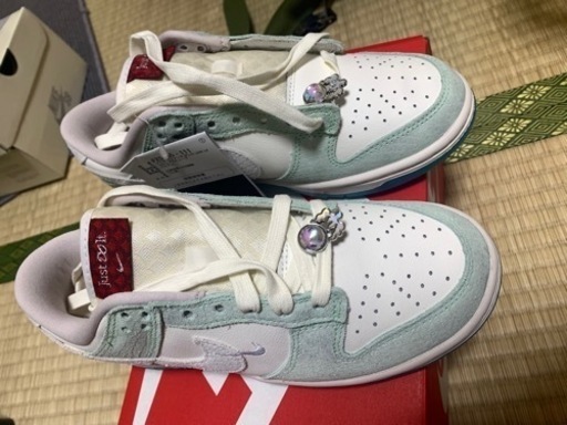 その他 nike happy new year 23.5cm