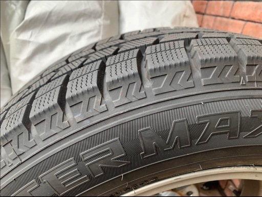【2023年製】スタッドレスタイヤ205/65R16 95Q