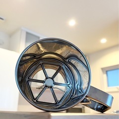 パール金属　自動粉ふるい　の画像