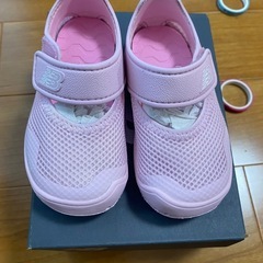 子供服、靴差し上げますの画像