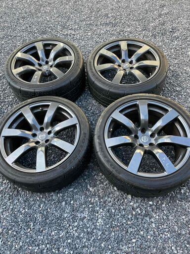 日産　GTR R35　純正ホイールタイヤ付4本　中古