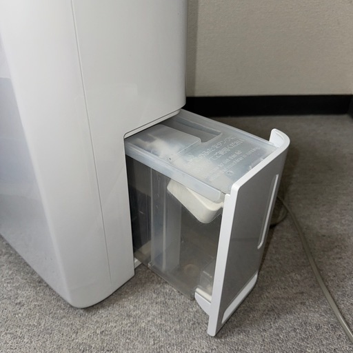 ほぼほぼ新品　三菱除湿機　衣類乾燥機