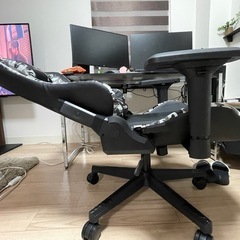 ゲーミングチェアの画像