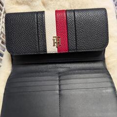 TOMMY財布の画像