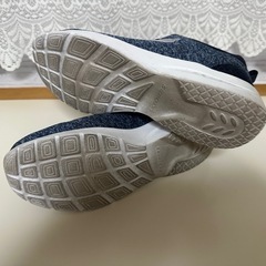 SKECHERSレディース24.5センチ
の画像