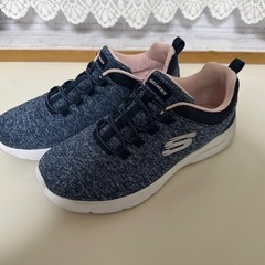 SKECHERSレディース24.5センチ
