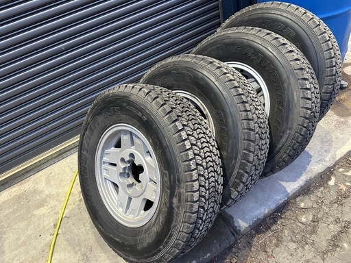 235/80-16スタッドレス　ランクル70ホイールセット　シーズンオフ価格！