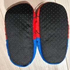 試着のみ　なぜかオンライン決済になりますが、違います　スパイダーマンのルームシューズの画像