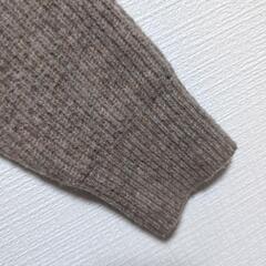 UNIQLO セーターの画像