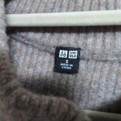 UNIQLO セーターの画像