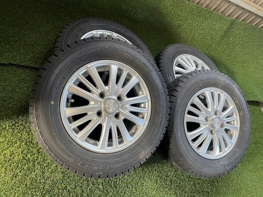 スノータイヤホイール美品