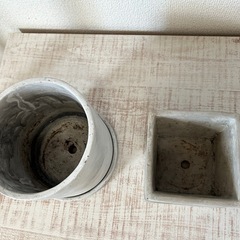 グレー　おしゃれ植木鉢の画像