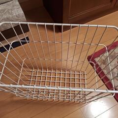 カゴの画像