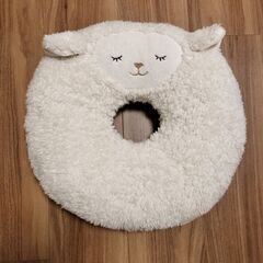 ドーナツクッション　ひつじクッション
